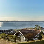 Valea - 600m From The Sea By Interhome
