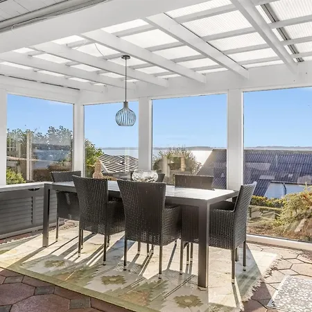 Holiday home Valea - 600m From The Sea By Interhome