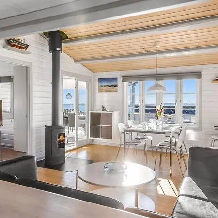 Valea - 600m From The Sea By Interhome